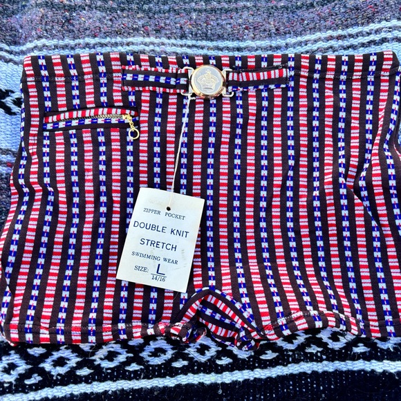 NWT VINTAGE 70s RED WHITE AND BLUE NYLON SWIM TRUNK BOYS SIZE LARGE RARE!! - Picture 3 of 8